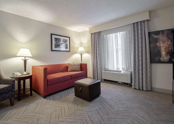 Hampton Inn & Suites Williamsburg-Richmond Road