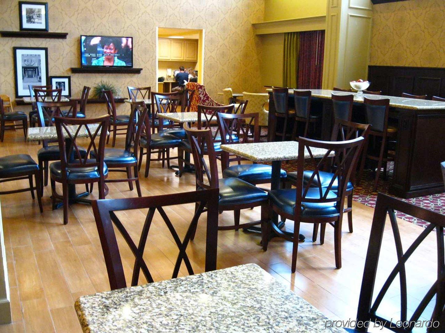 Hotel Hampton & Williamsburg-richmond Road 3*